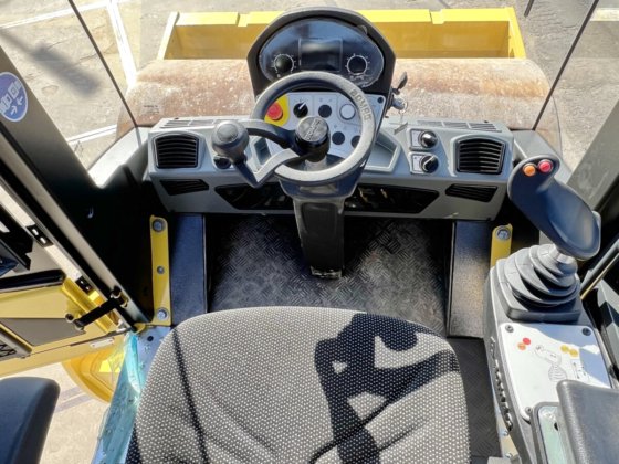2022 Bomag BW177 D-5