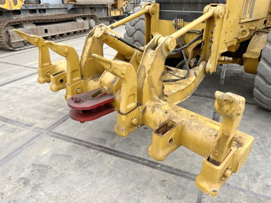 2002 Caterpillar 16H