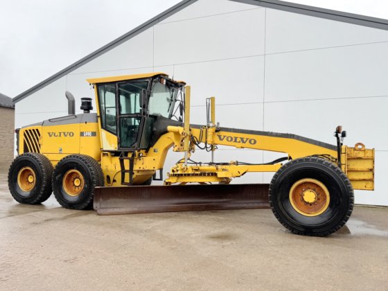 2008 Volvo G990