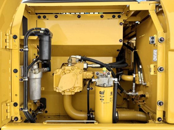 2024 Caterpillar 323D3