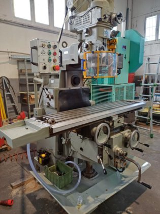 Milling machine DAH LIN
