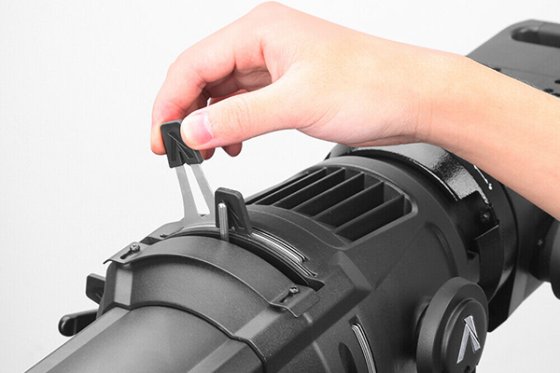 Aputure Spotlight Mount Set