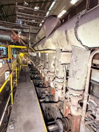 行走梁中间均质炉