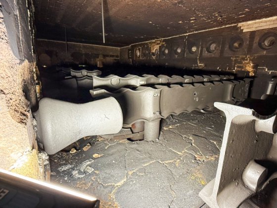 行走梁中间均质炉