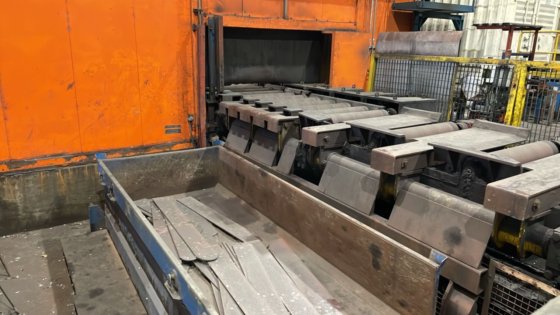 スクラップ処理用カッティング・ソー No.