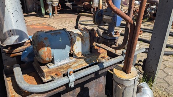 ピストン＆ギアポンプ 29個