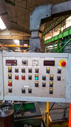 蒙特巴德拉直机