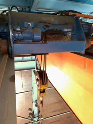 10t天井クレーン 東亜重工業株式会社LTD.