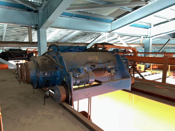 10t天井クレーン 東亜重工業株式会社LTD.