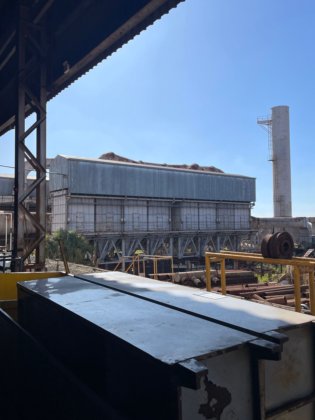 ビレットキャスター付き「コンキャスト」EAFメルトショップ（2014年）