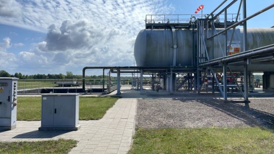 水平コンデンサ蓄積タンク