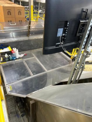 欧米茄喂瓶器/理瓶器（2009 年）