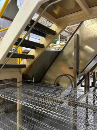 欧米茄喂瓶器/理瓶器（2009 年）