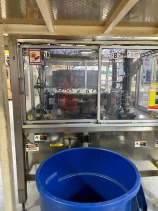 欧米茄喂瓶器/理瓶器（2009 年）