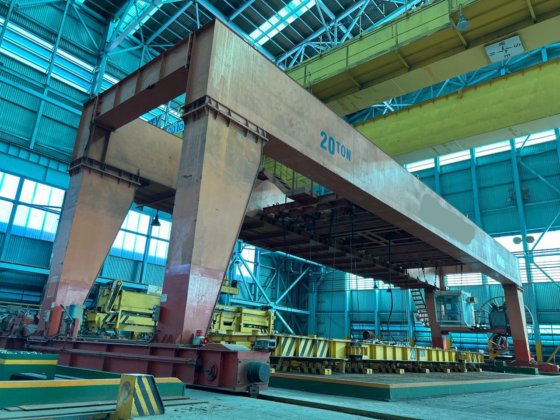 20t ガントリー クレーン puil e&c