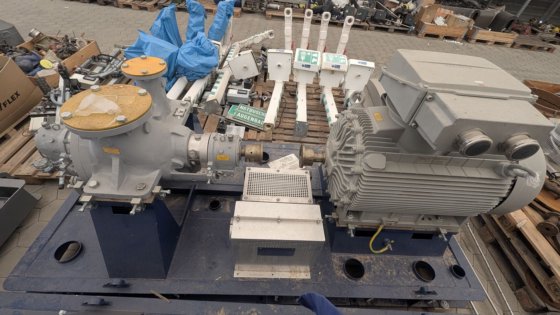 4台离心泵,含双密封系统,全新未使用