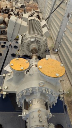 4台离心泵,含双密封系统,全新未使用