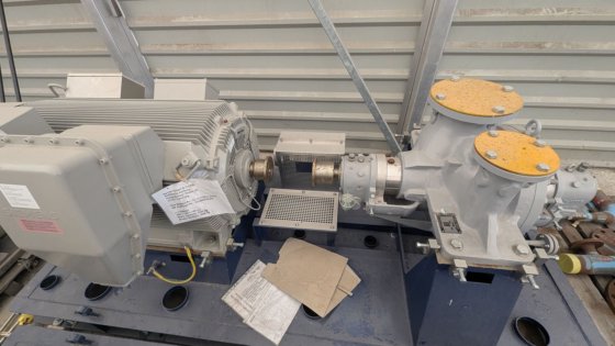 4台离心泵,含双密封系统,全新未使用