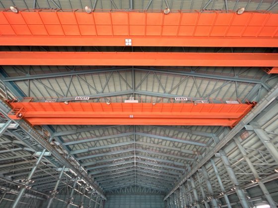 10t天井クレーン 東亜重工業株式会社LTD.