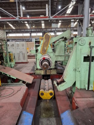 “本田”纵剪线