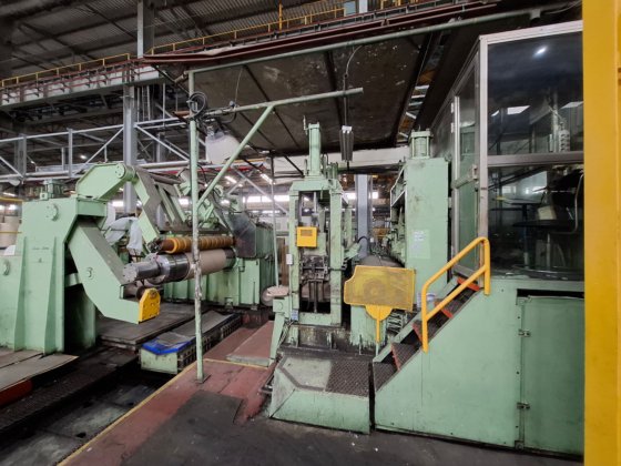 “本田”纵剪线