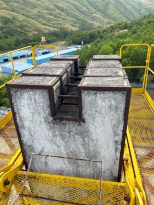 山东鸿达 TS2410449-2012 10 吨塔式起重机