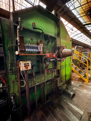 ピルガー・ミル LPR2