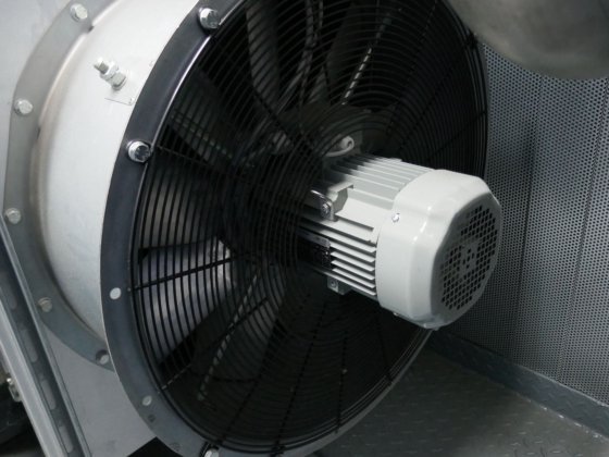 6 千伏应急柴油发电机