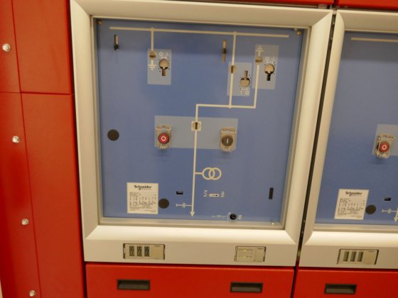 非常用ディーゼル発電機 6kV