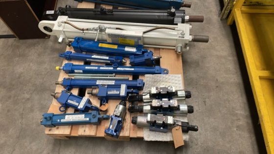 アトラス CW650APS フィルムスリッター巻取機