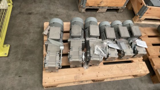 アトラス CW650APS フィルムスリッター巻取機