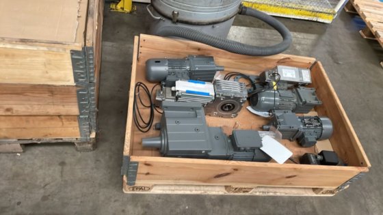 アトラス CW650APS フィルムスリッター巻取機