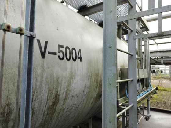 Frames 圧力容器（2001）