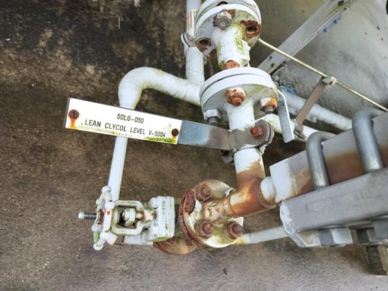 Frames 圧力容器（2001）