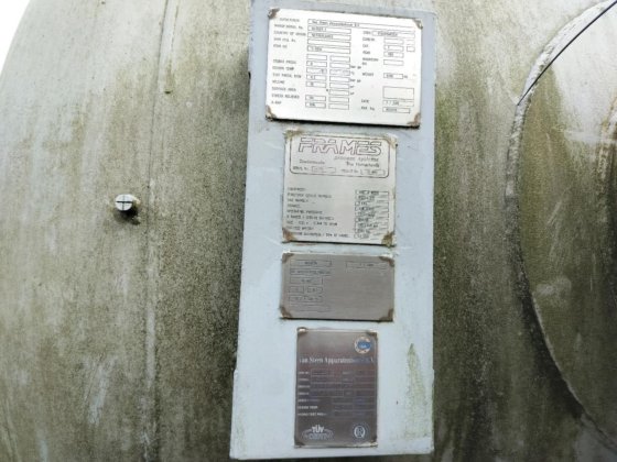 Frames 圧力容器（2001）