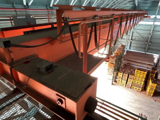 10t天井クレーン 東亜重工業株式会社LTD.