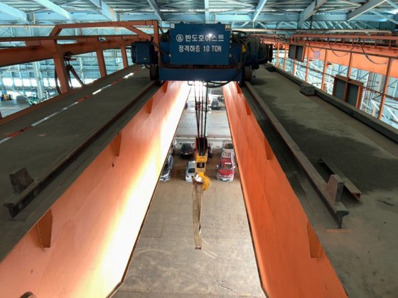 10t天井クレーン 東亜重工業株式会社LTD.