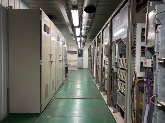 KONE-WIA 600 吨 GOLIATH 履带式起重机