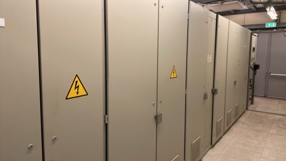 シーメンス、ニュンドルファー、横河電機 制御盤(2011)