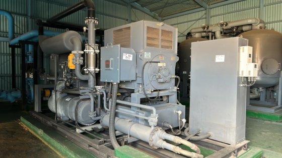 完整的压缩机房 H