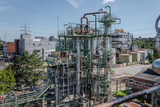 潤滑油水素化分解装置2 (LHT-2) Edeleanu GmbH