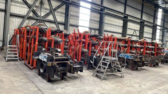 UFR圧延ロール（中間圧延機）