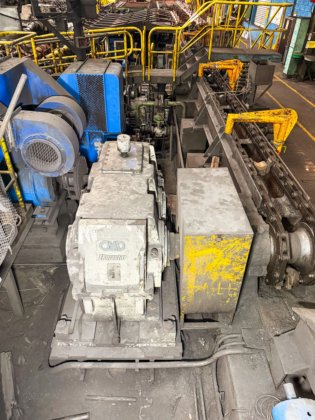 エロージョン・ミル - アゼル型三ローラーミル（ラミノワール）