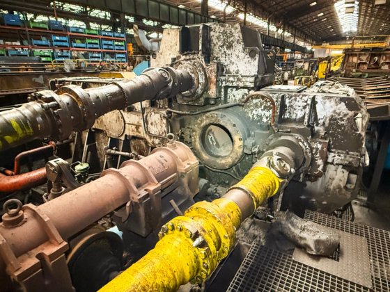 エロージョン・ミル - アゼル型三ローラーミル（ラミノワール）