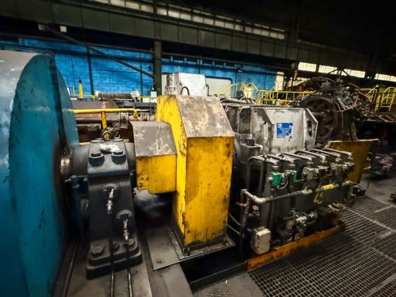 エロージョン・ミル - アゼル型三ローラーミル（ラミノワール）