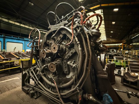 エロージョン・ミル - アゼル型三ローラーミル（ラミノワール）