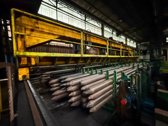 エロージョン・ミル - アゼル型三ローラーミル（ラミノワール）