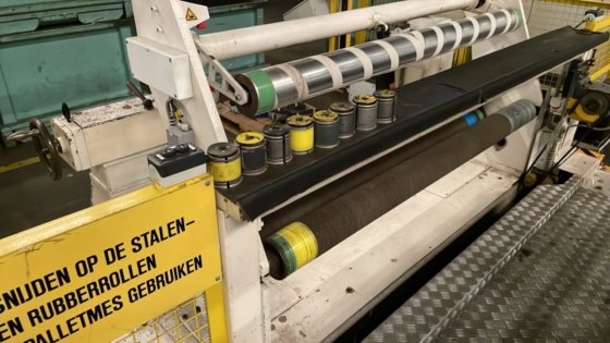 アトラス フィルム スリッティング リワインディング マシン