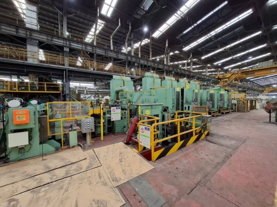 株式会社プロダクションマシナリー」研削・研磨ライン