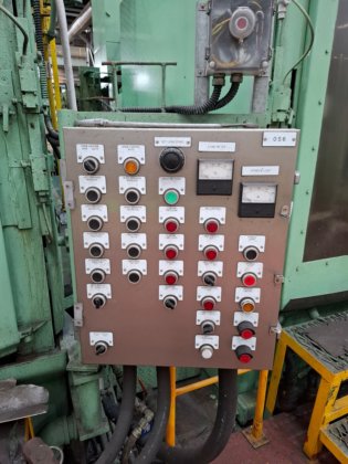 株式会社プロダクションマシナリー」研削・研磨ライン